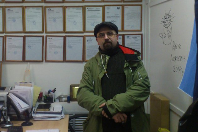 Вася Ложкин в офисе Арт-Пакинг